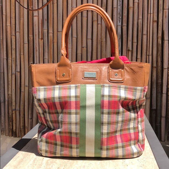 Tommy Hilfiger Handbags - TOMMY HILFIGER Large Red/Green Plaid Tote Tan Trim